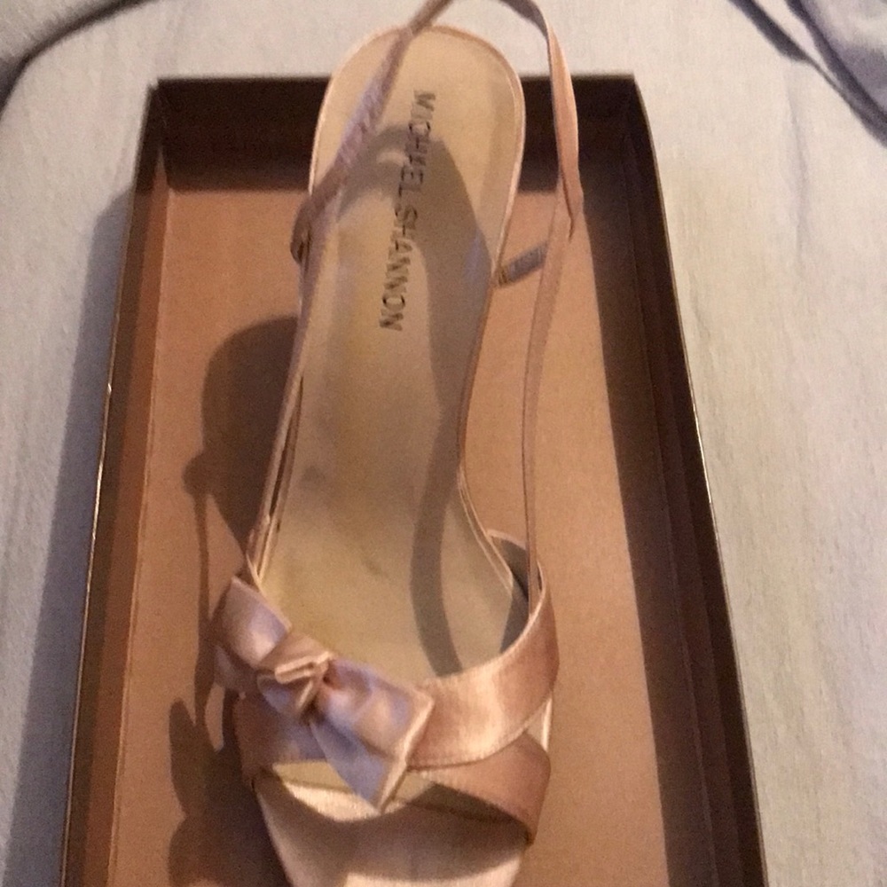 Dress sandal